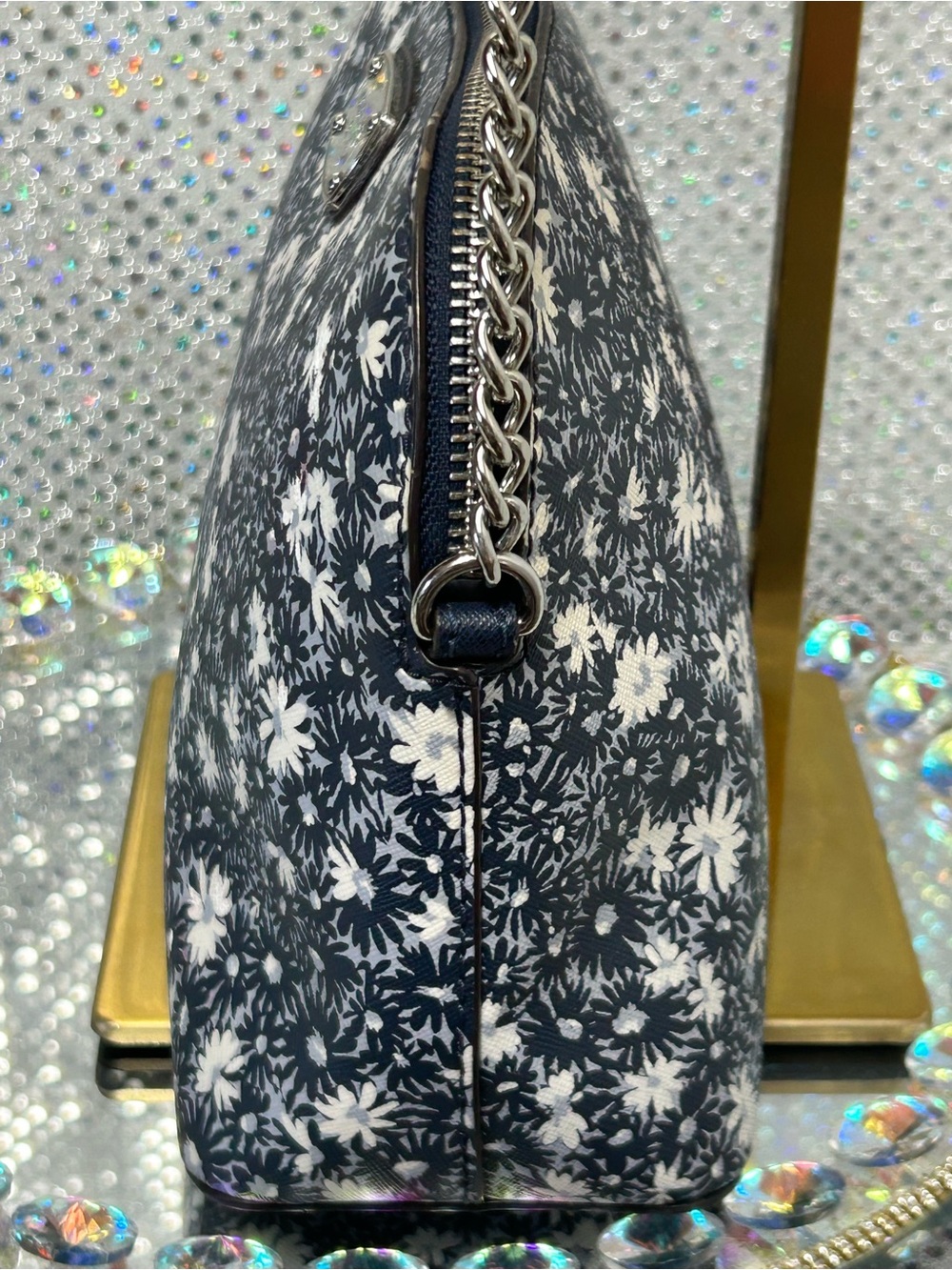 Michael Kors Black & White Floral Crossbody Bag Approx. 10 x 7 x 4 - Picture 5 of 17